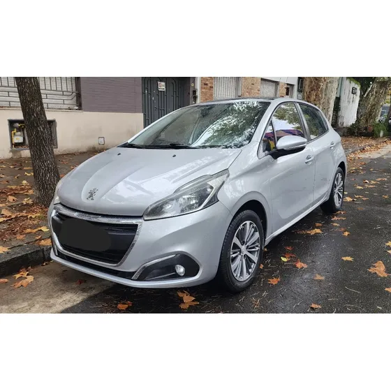 Peugeot 208 1.6 Allure