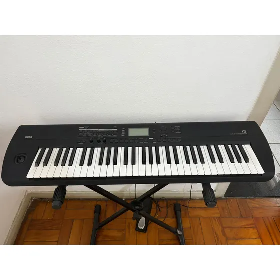 Teclado Korg I3 Mb 61 Teclas Preto - 8 Meses De Uso