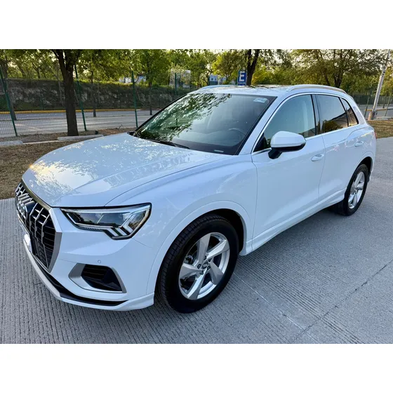 Audi Q3 1.4 35 Tfsi Select 150hp S-tronic