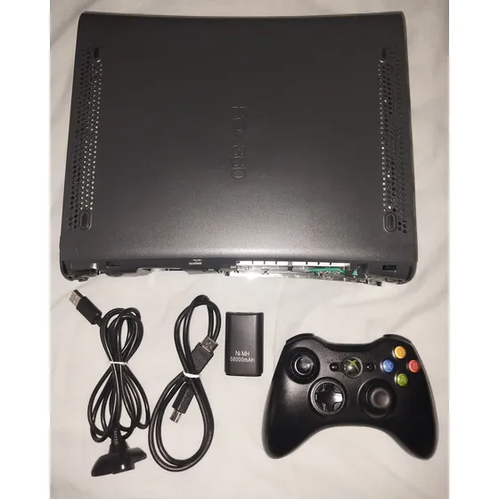 Console Xbox 360 Elite 120 Gb Destravado C/ Rgh Freestyle 3