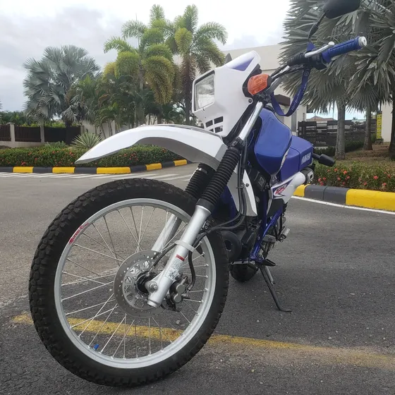 Yamaha Dt 125, Modelo 2004 Restaurada (repuestos Originales)
