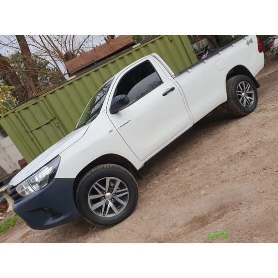 Toyota Hilux Pick-up 2.4 Cs Dx 150cv 4x4