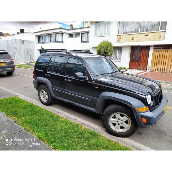 Jeep Cherokee 2.8 Sport