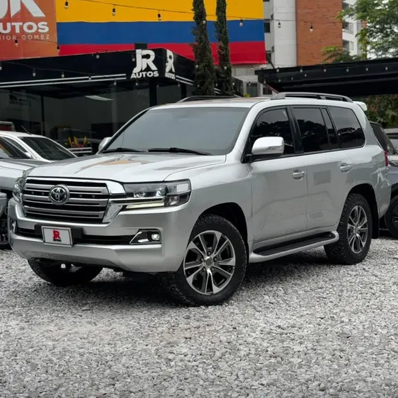 Toyota Land Cruiser 2010 4.5 Gx Lc200 Diesel