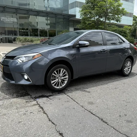 Toyota Corolla 2016 1.8 Mecánico Full Equipo Cuero Pantalla Android De 10” Luces Led Hermoso