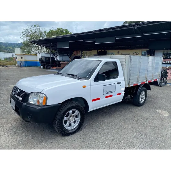 Nissan Frontier 2400 Cc