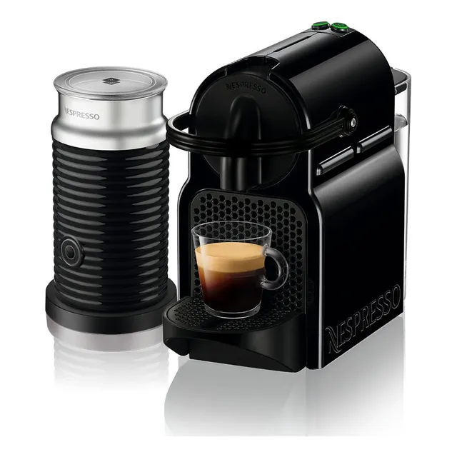 Cafetera Nespresso Inissia Con Espumador De Leche