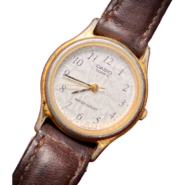 Reloj De Mujer Casio 705 Quarz Water Resist