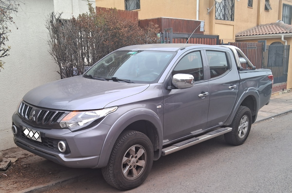 2018 Mitsubishi L200 Crt Katana 4x4 Full