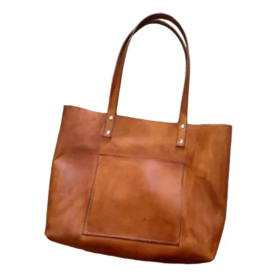 Cartera Para Damas Fabricada En Cuero 