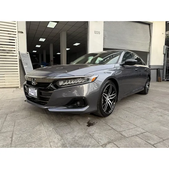 Honda Accord 2.0 Touring At