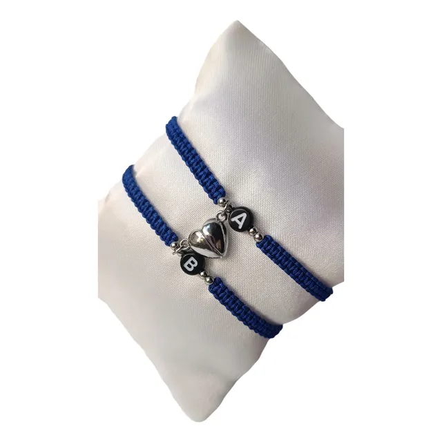 Set Par Pulseras Corazón Con Imán Y Letra Pareja Amistad