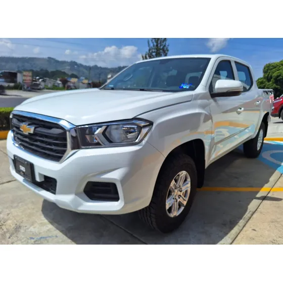Chevrolet S-10 4p Doble Cabina Turbo L4/2.0/t Man 4x4