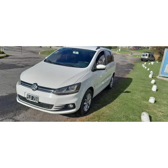 Volkswagen Suran 1.6 Highline Msi 110cv