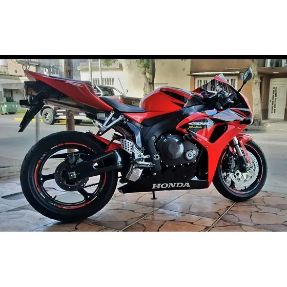 Honda Cbr 1000rr 2007 Muy Buena Titular Al Día, Posible Perm
