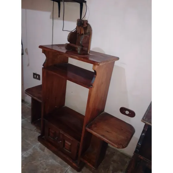 Mesa De Madera Para Tv Y Equipo De Sonido
