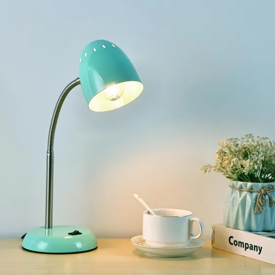  Lámpara De Mesa Que Cuida Tus Ojos Con Un Diseño Sencillo P