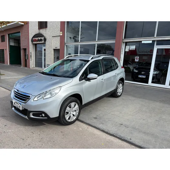 Peugeot 2008 1.6 Allure