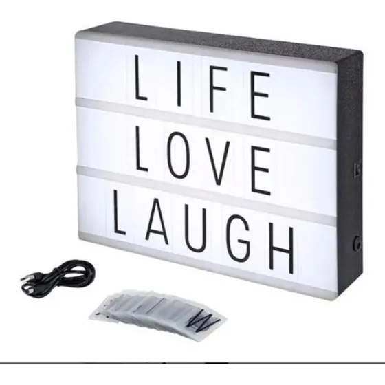 Luminária letreiro led cinema light box led A4 com 96 letras cor branco