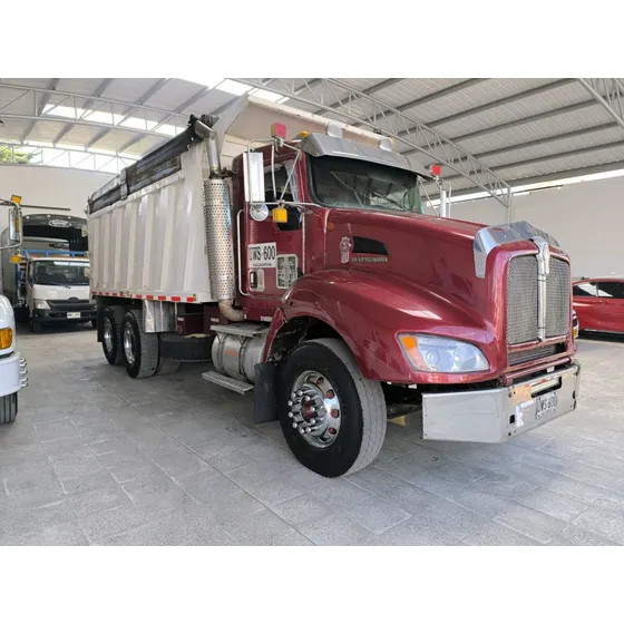 Volqueta Doble Troque Kenworth T460 2012