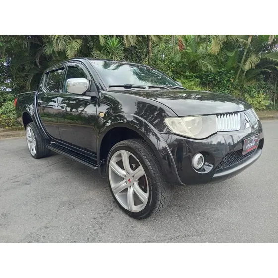 Mitsubishi L200 3.2 Triton Hpe Cab. Dupla 4x4 Aut. 4p