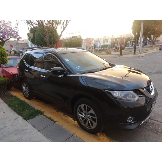 Nissan X-trail 2.5 Advance 2 Row Mt