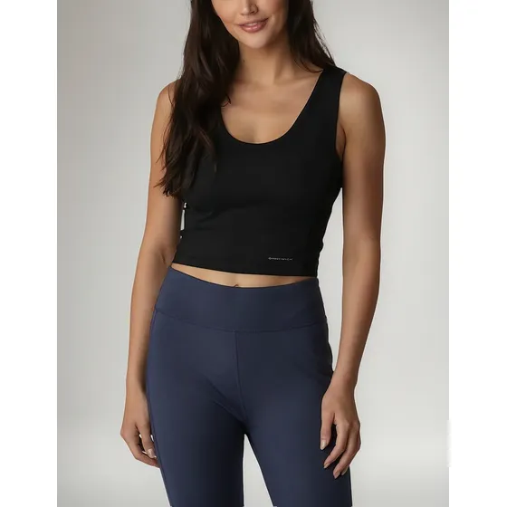 Remera Boundless Trektank - Black