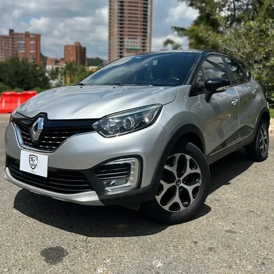 Renault Captur 2018 2.0 Intens Automática