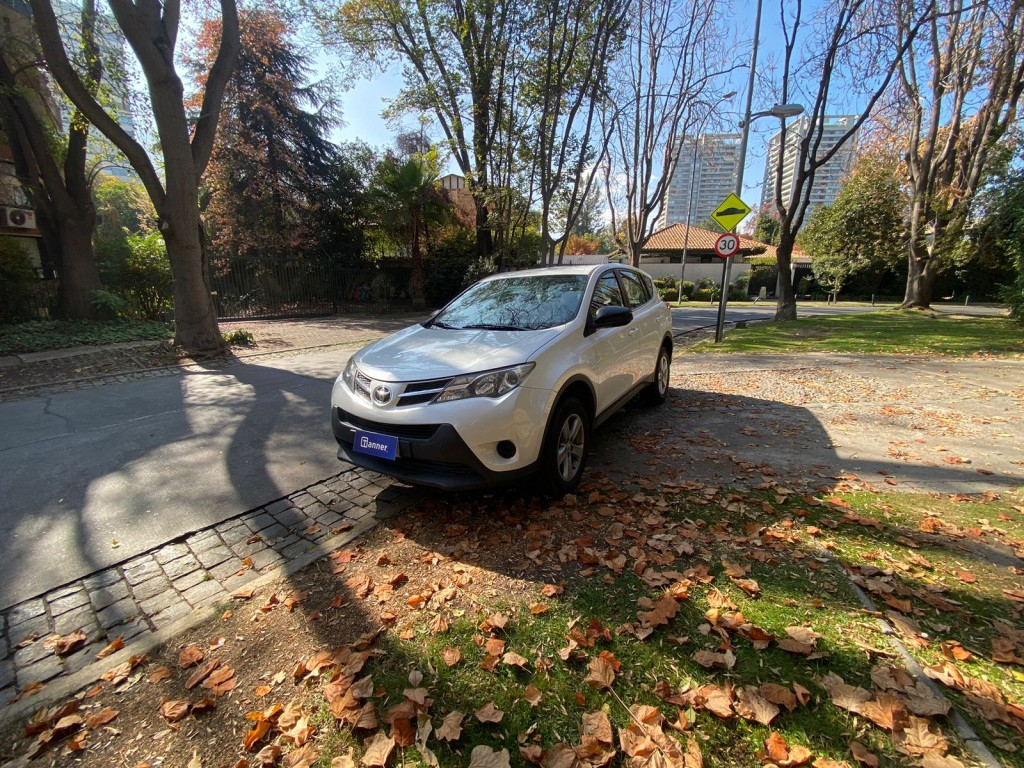 Toyota Rav4 Super Lujo 2.5 At 4x2 Mid