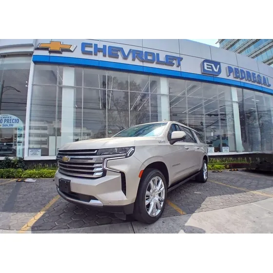 Chevrolet Suburban 6.2 V8 High Country At