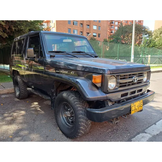 Toyota Land Cruiser 4.5 Fzj73