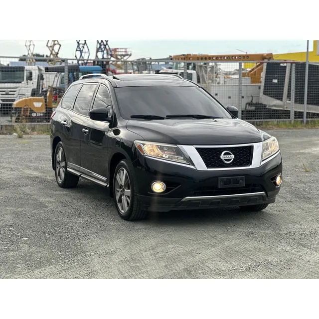 Nissan Pathfinder Americana