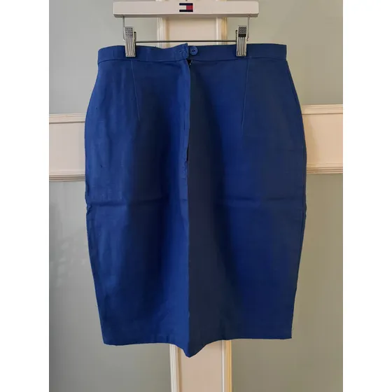 Faldas Variadas, Cortas, Medianas, Largas Azul, Verde, Negro
