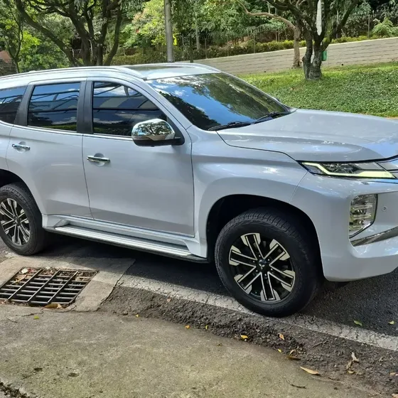 Mitsubishi Montero 2023 2.5 Sport At. 4x4