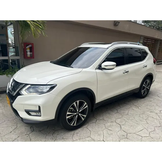 Nissan Xtrail 2.5 Exclusive