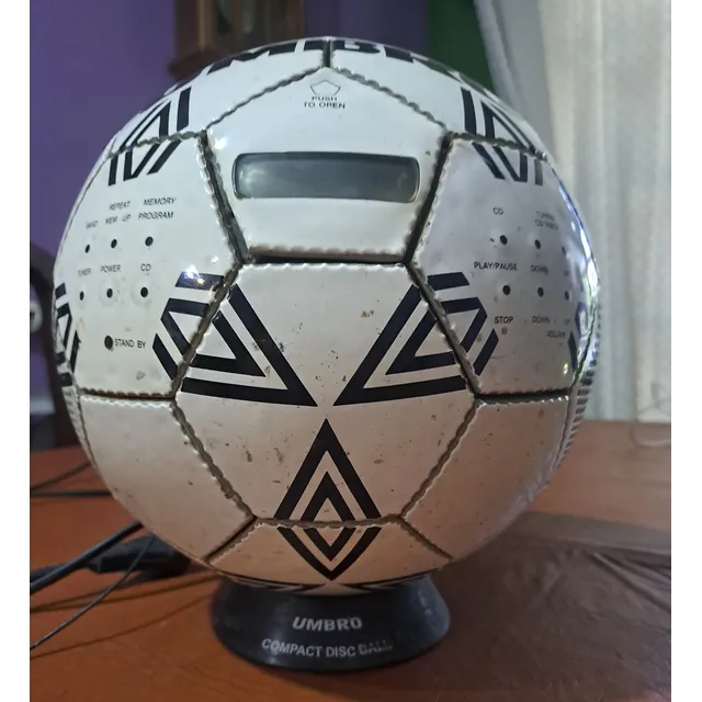 Radio Cd Antigua Pelota Umbro