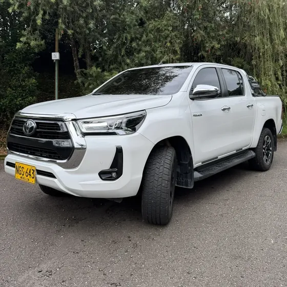 Toyota Hilux 2023 2.8