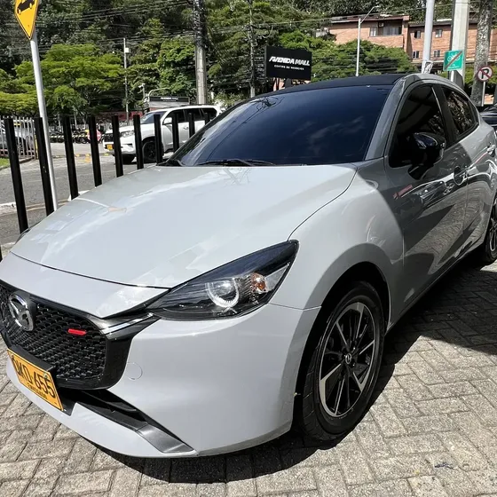 Mazda 2 Sport 2026 2.0 Grand Touring Lx Carbon Edition At