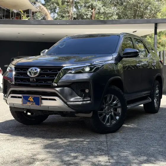Toyota Fortuner 2022 4.0 V6 Srv 4x4