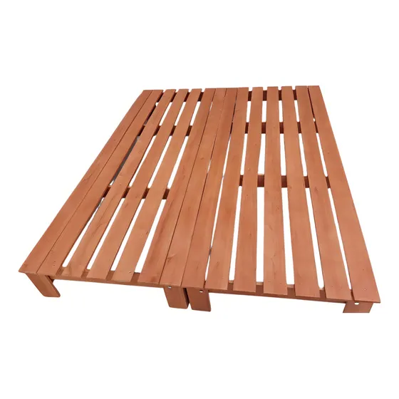 Cama turca Penafort Oriental Queen cor madeira fabricado em madeira