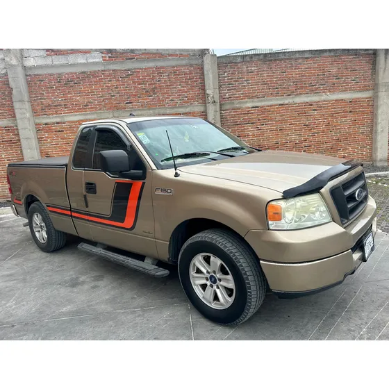 Ford F-150 4.2 Xl V6 Mt