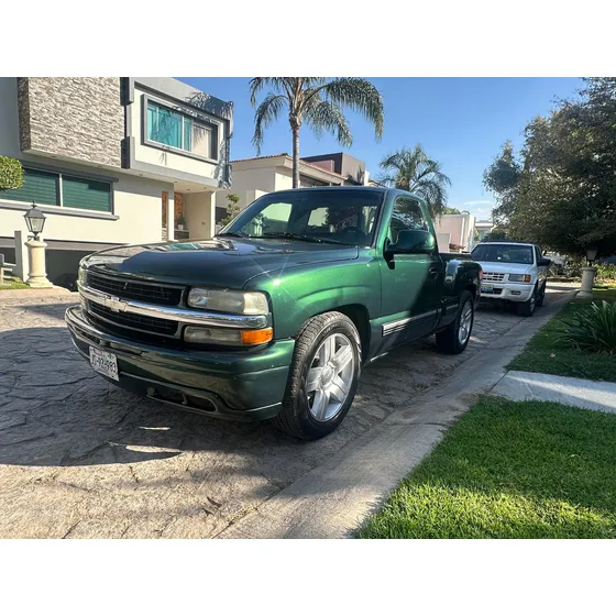 Chevrolet Silverado 400ss