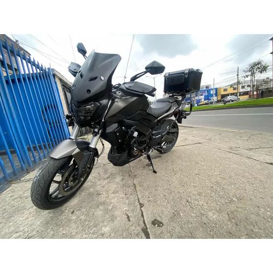 Dominar 400
