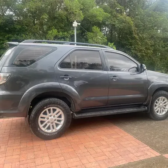 Toyota Fortuner 2016 2.7l 4x2 At
