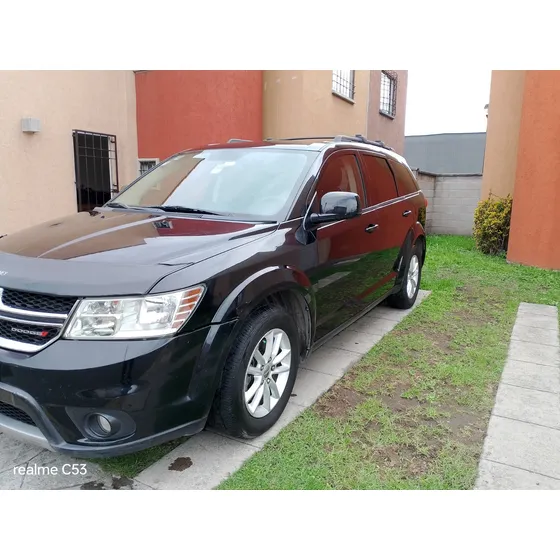 Dodge Journey 2.4 Sxt 5 Pasajeros Plus Mt