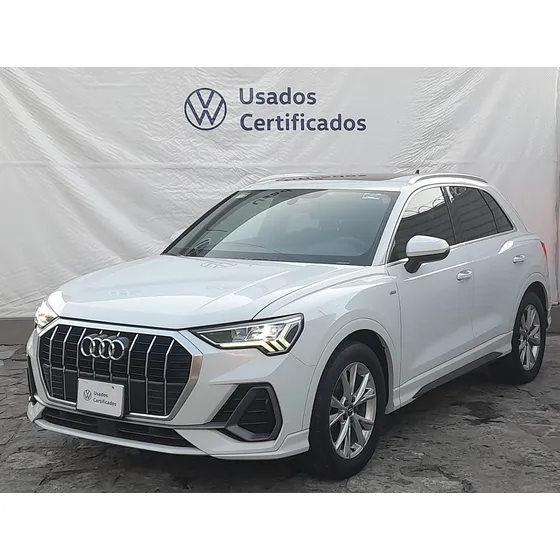 Audi Q3 1.4 S Line 150hp S-tronic At
