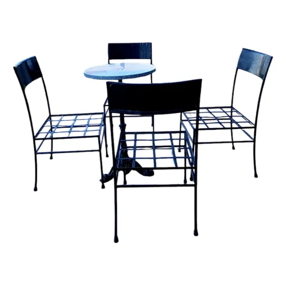 Mesa Y 4 Sillas De Hierro De Jardin
