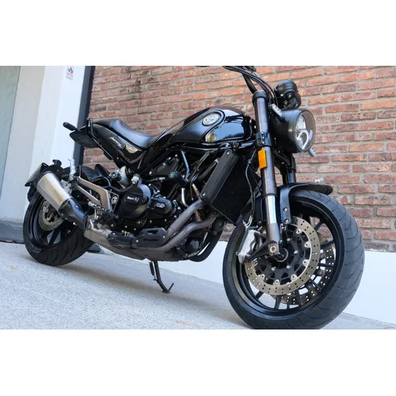 Benelli Leoncino 500  Año 2019  19.000 Km  Unidad De Unico D