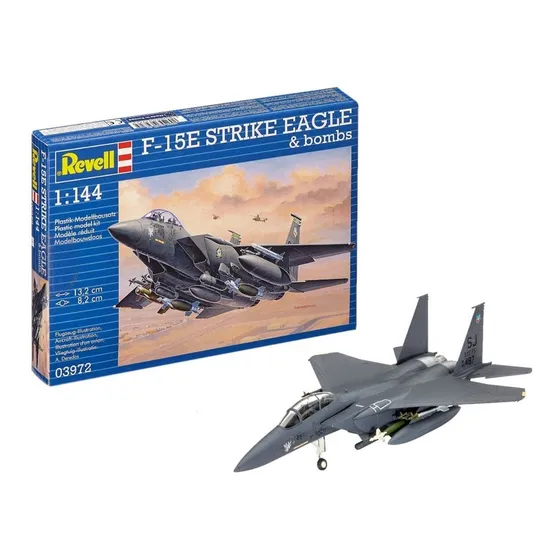 Avión F-15e Strike Eagle & Bombs 1/144 Model Kit Revell