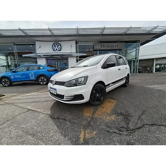 Volkswagen Suran 1.6 Comfortline 101cv